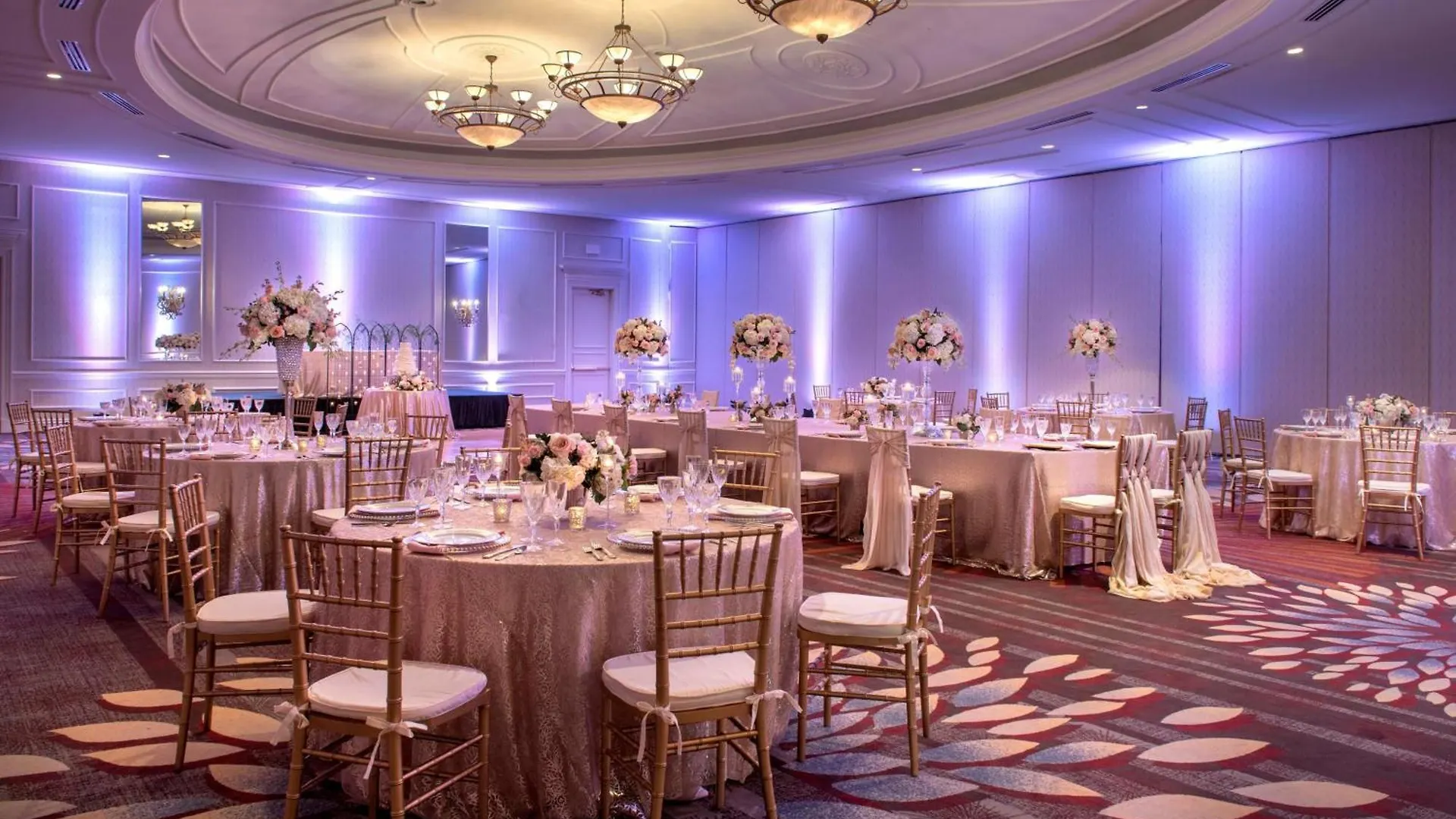 Norfolk Waterside Marriott Hotel 3*,